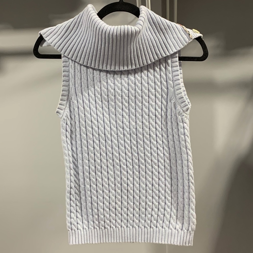 Burberry sleeveless sweater